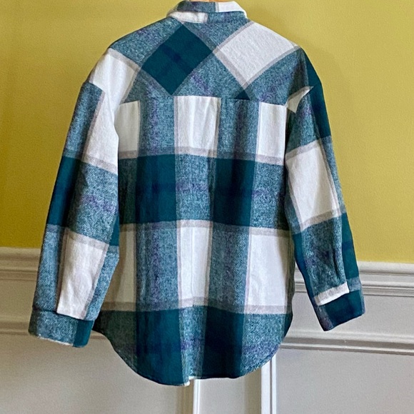 Plaid Button-Up Jacket - Picture 3 of 4